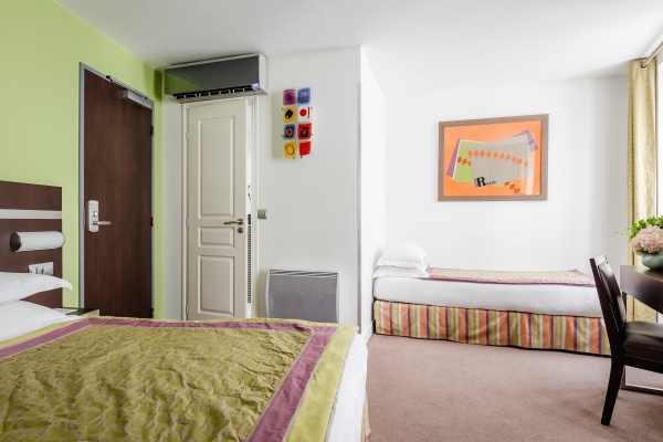 Hotel Arc De Triomphe